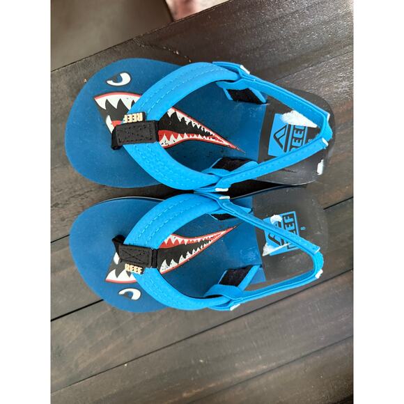 Reef Shark Sandals Size 8 (Toddler) Blue NWOT - Picture 1 of 3